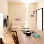 Co99- Charming One Bedroom Melzo Appartement Milaan