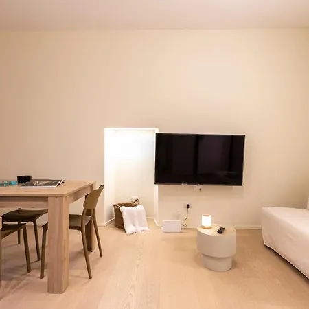 Co99- Charming One Bedroom Melzo ميلان