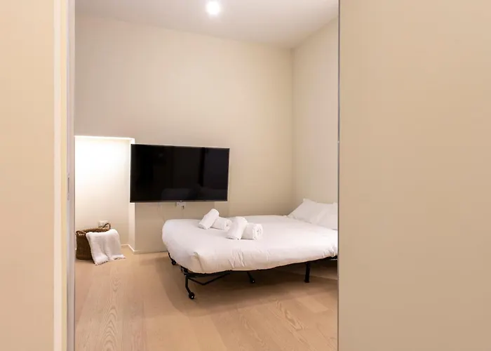 Co99- Charming One Bedroom Melzo アパート *